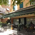 Damodoro فندق 3*