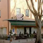 Damodoro Hotel