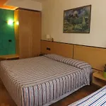 Damodoro Hotel