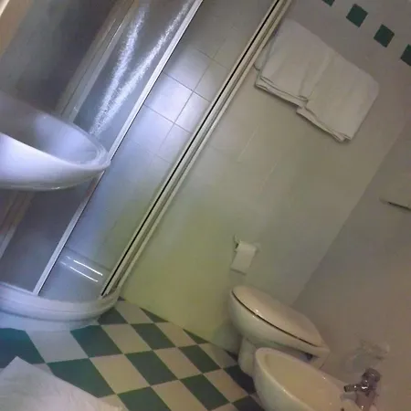 Hotel Damodoro 3*
