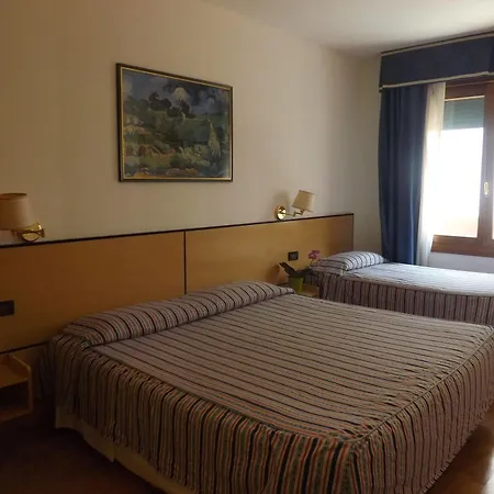 Damodoro Hotel